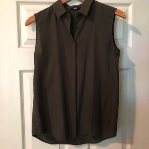 Uniqlo Olive Green Sleeveless Button Up